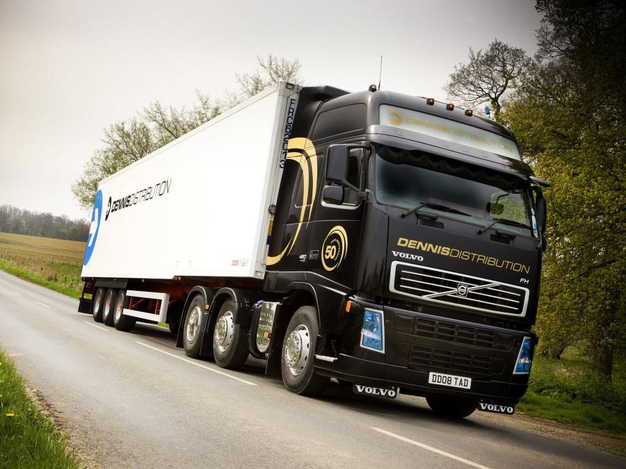 Volvo FH 2005 года  (UK) (фото 2 из 10)
